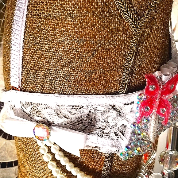 🍭JJ's EYE CANDY Princess Rave/Festival Bra - Picture 5 of 10